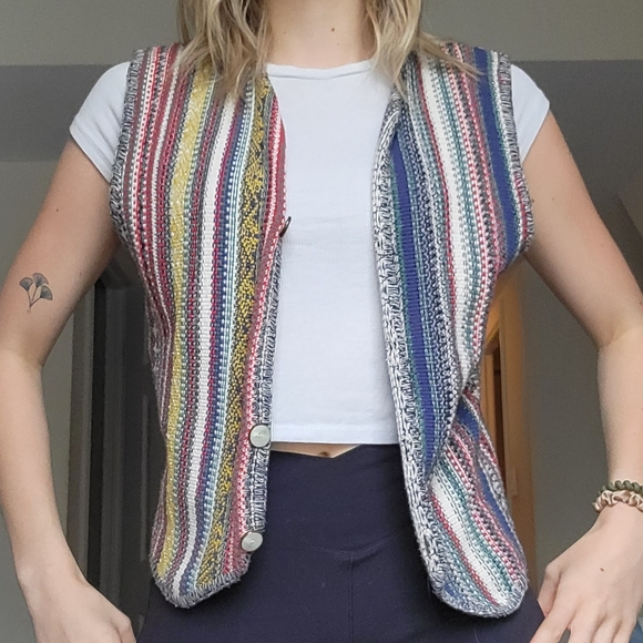 Vintage Woven Vest - Picture 2 of 3